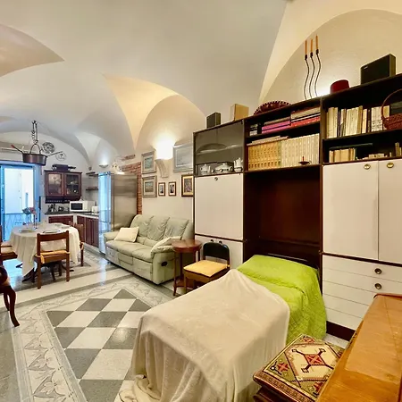 Apartment 150 Meters From The Sea Historic Center - A/c Noli